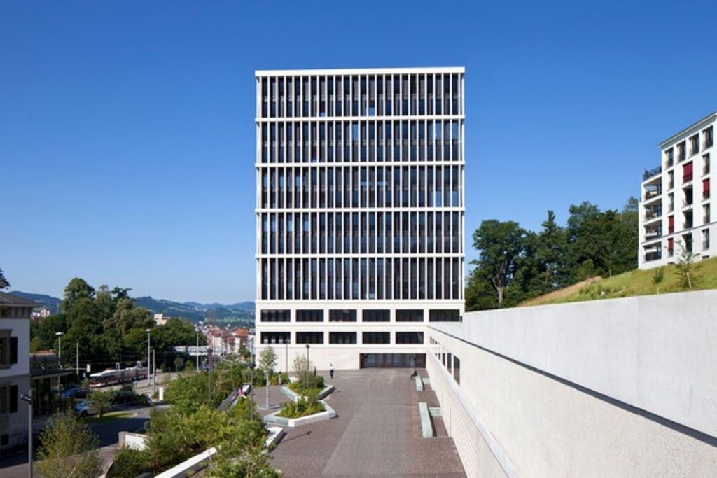 Regroupement admis pour les enfants majeurs