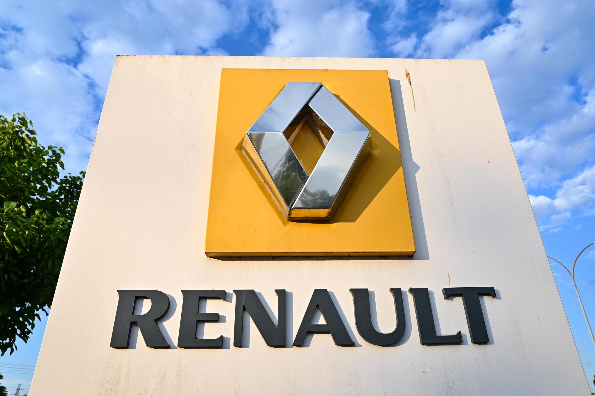 Le constructeur Renault est accusé d’avoir installé un logiciel sur ses voitures diesel pour tromper les contrôles antipollution.
