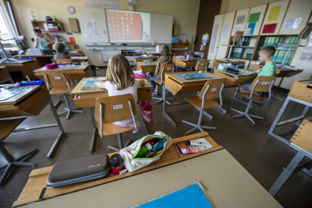 La rentrée scolaire est maintenue dans tous les cantons latins. Les élèves retourneront à l’école lundi 10 janvier, malgré la propagation d’Omicron.
