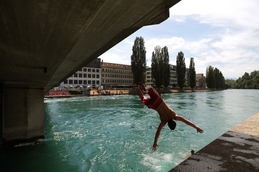 Rhône: les baigneurs et fêtards en ligne de mire