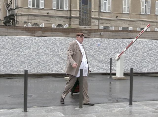 Dieter Behring blitzt mit seinen Anträgen ab Berner Zeitung