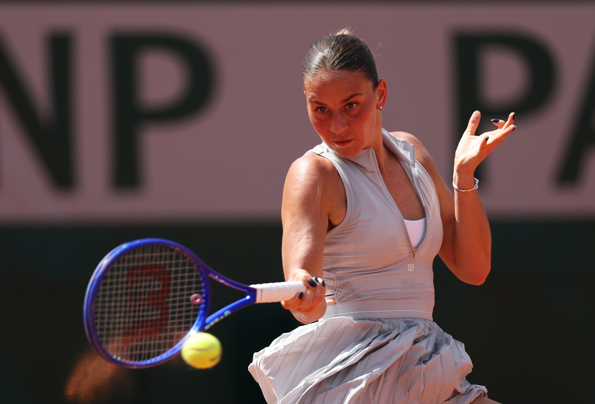 Roland-Garros 2026: Kostyuk gagne malgré un missile tombé près de chez sa mère