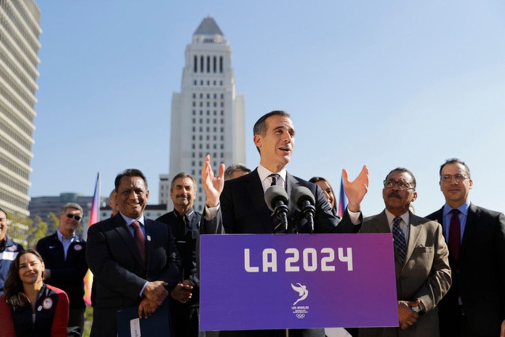 Los Angeles et Paris: la bagarre va commencer