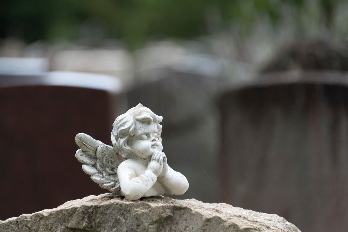 Quarante tombes pillées au cimetière de Ville-la-Grand