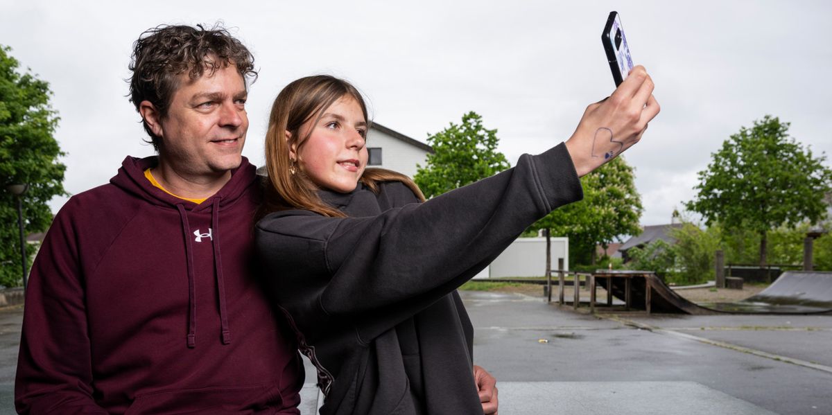 Navigating Parental Restrictions on Snapchat: A Father and Daughter Perspective