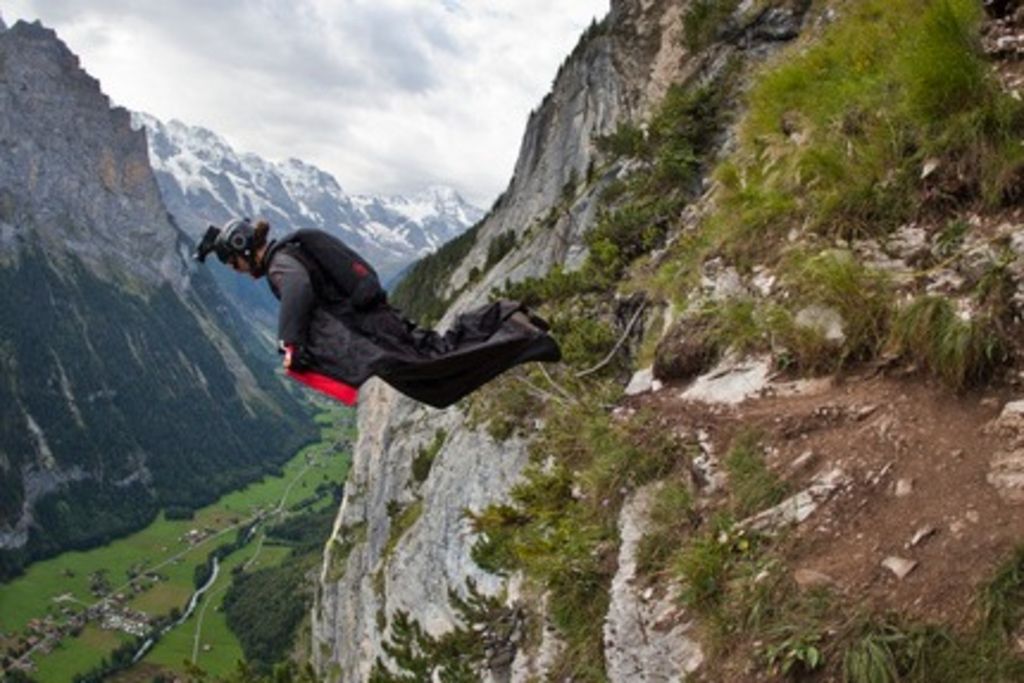 Accident mortel de wingsuit en Valais