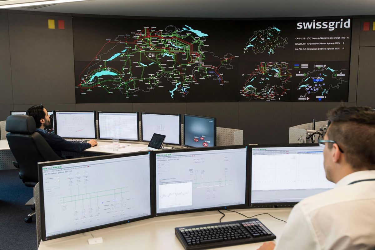 Prilly, 09 février 2015, Inauguration du centre de conduite Swissgrid Control 2, qui gère la distribution de courant électrique en Suisse romande. Ici, la salle de contrôle principale.