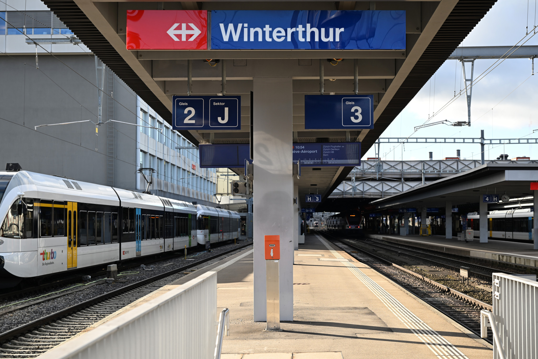 Ersatzbusse im Einsatz: Bahnstrecke zwischen Winterthur und Henggart ein Wochenende lang gesperrt