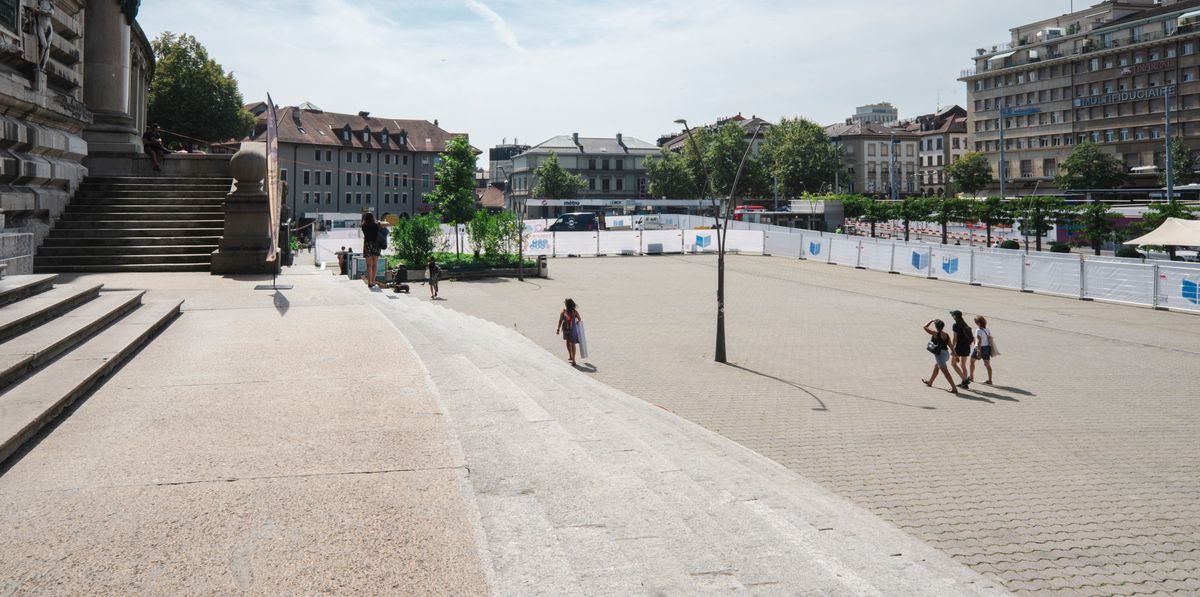 Lausanne, le vendredi 30 août 2024. Les escaliers du Palais de Rumine seront démontés - puis remontés - dans le cadre des travaux d'assainissement de la dalle du parking, avant la fin de l'année. (Marie-Lou Dumauthioz/24heures) 