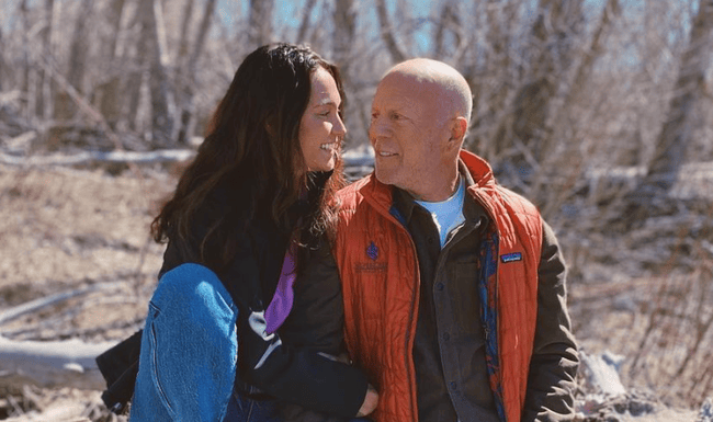 Bruce Willis souffre d’aphasie, ce qui impacte ses capacités cognitives.