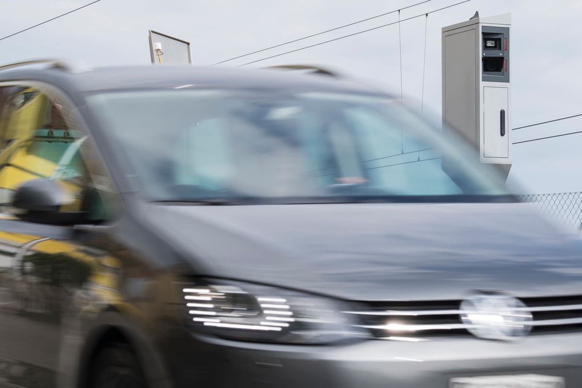 Neue RadarSysteme Knapp 10'000 Fahrzeuge fälschlicherweise geblitzt