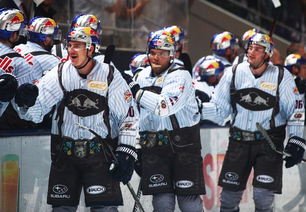 MUNICH, GERMANY - SEPTEMBER 25:  Jerome Flaake of the Red Bulls celebrates after the 6th goal during the DEL Ice Hockey match between EHC Red Bull Muenchen and Augsburger Panther at Olympia Eishalle on September 25, 2016 in Munich, Germany.  (Photo by Adam Pretty/Bongarts/Getty Images)