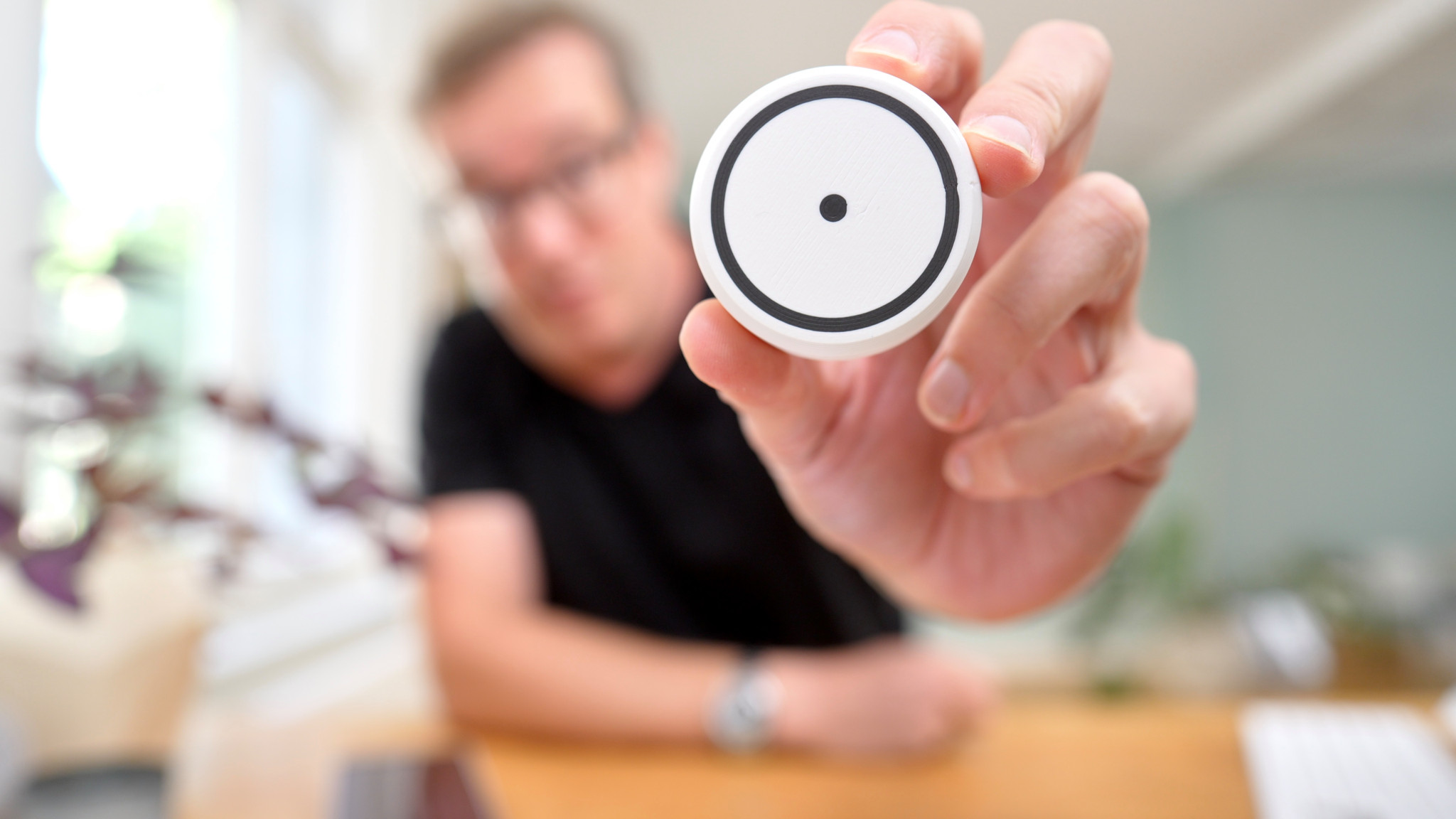 Zenbox im Test: Mit diesem Puck vertrödelt man weniger Zeit am Handy