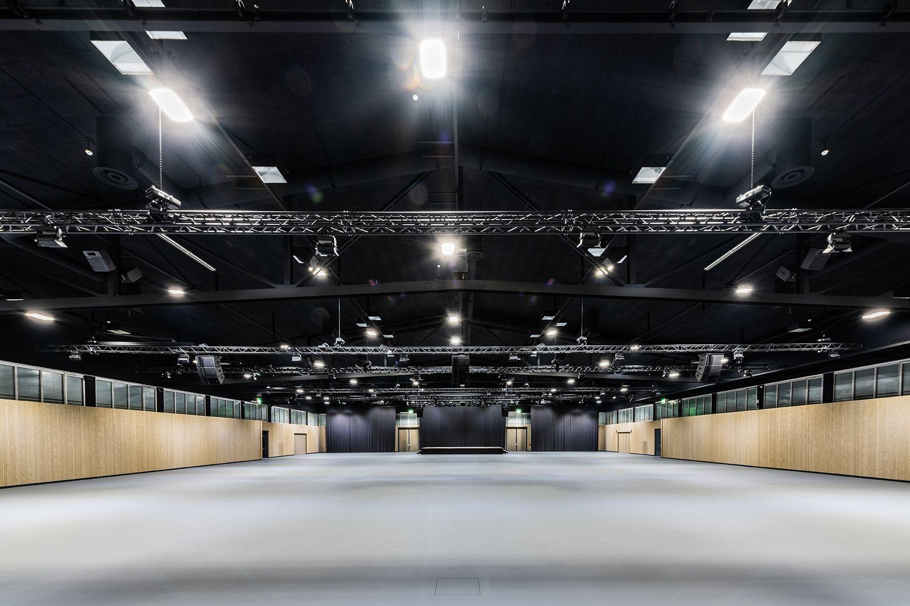 Die neu umgebaute Eventhalle. 