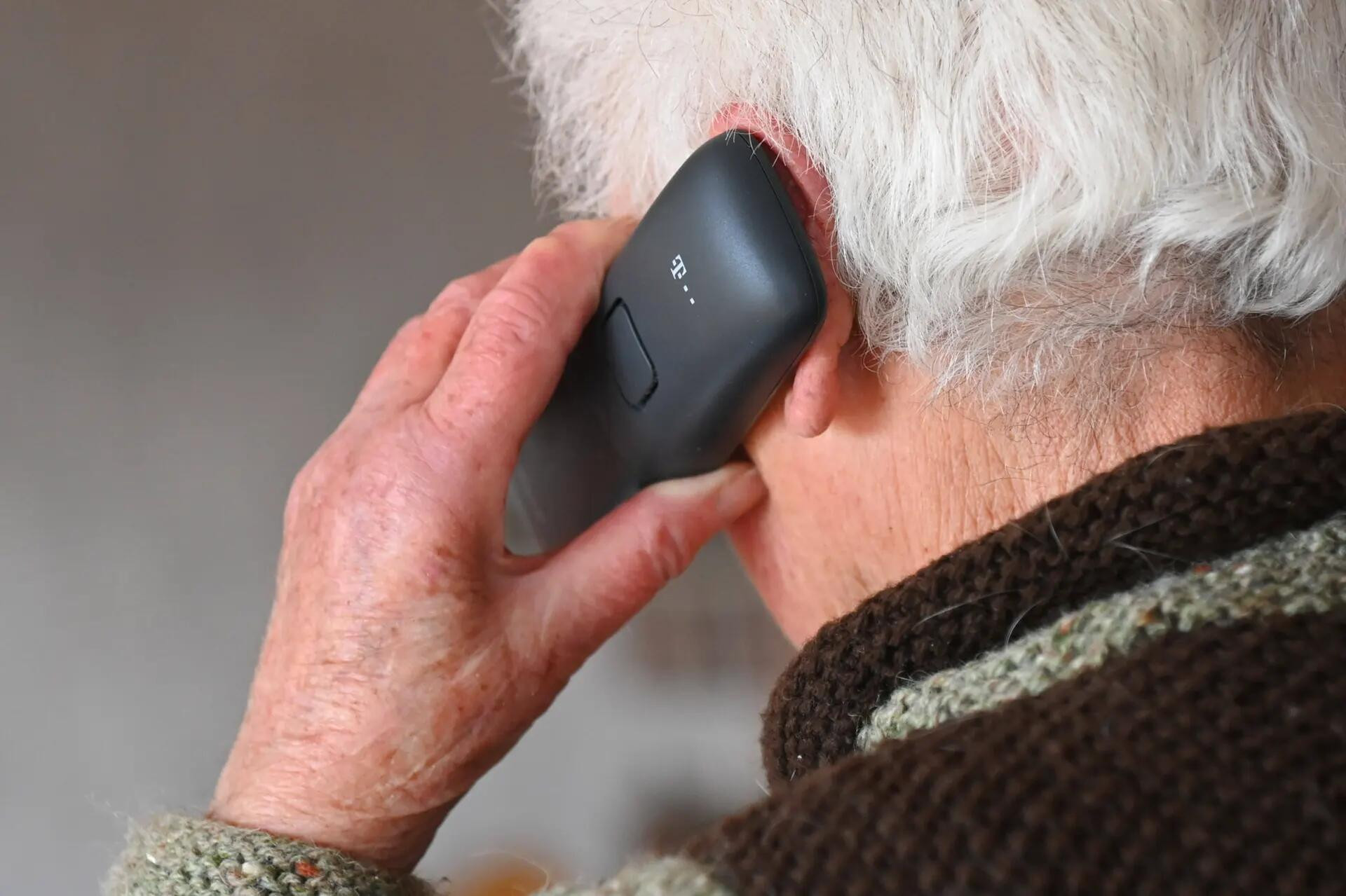 Arnaque téléphonique: Une nouvelle escroquerie usurpe l’identité de médecins du CHUV