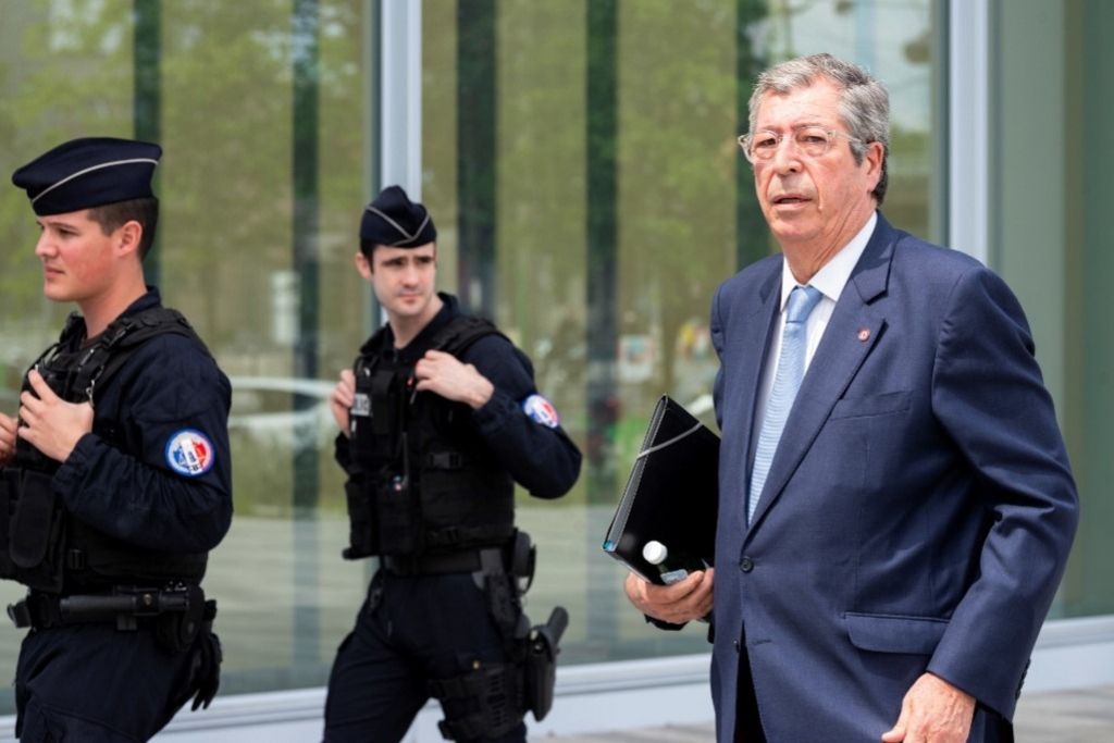 Un banquier suisse met à mal la défense de Balkany