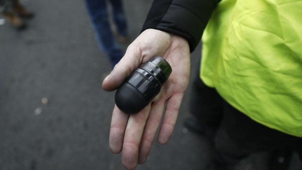 Une magistrate blessée par un tir de LBD à son domicile