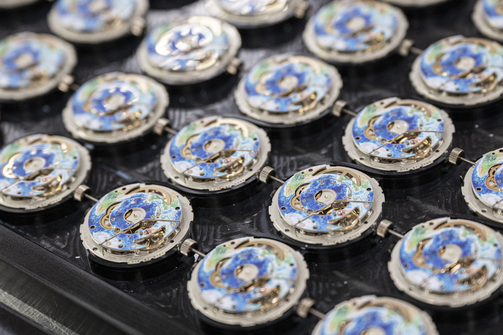 Swiss watch industry records strong export growth