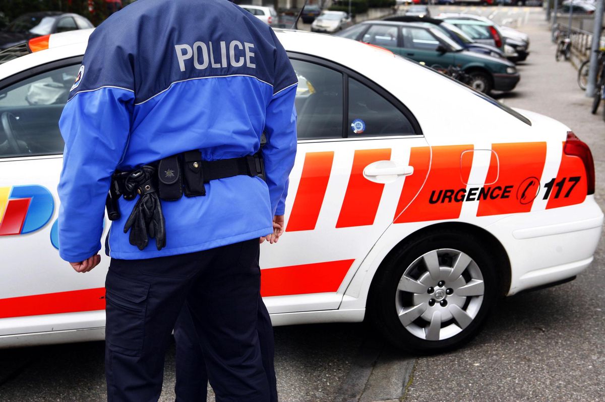 La police est intervenue près du cycle d’orientation de Bois-Caran.