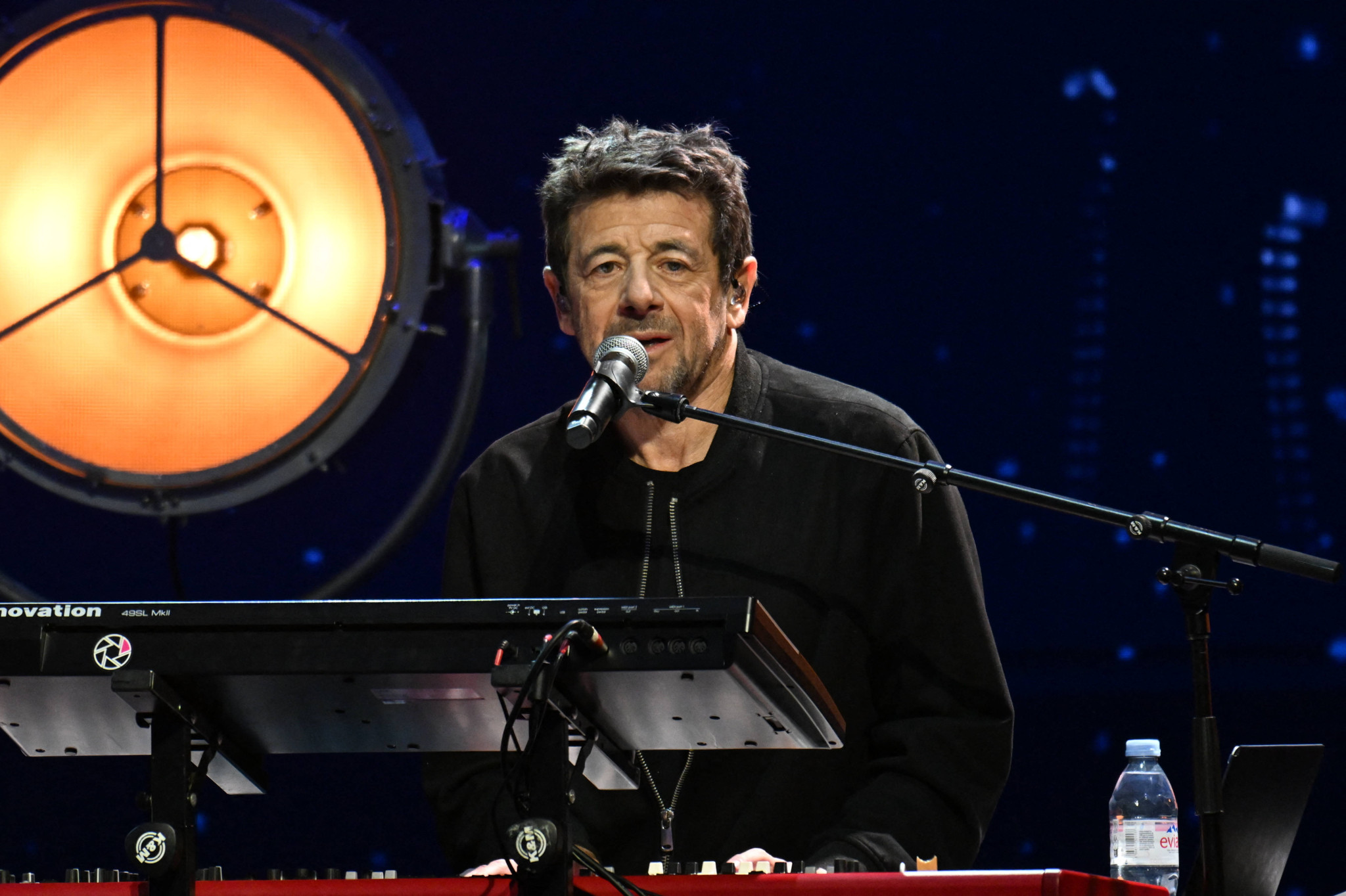 Patrick Bruel: La tournée annulée pourrait lui coûter près de 1 million d’euros
