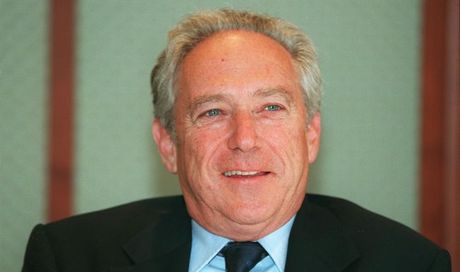 Rainer E. Gut, langjähriger VR-Präsident der SKA und später der CS, ist als Ehrenpräsident der Bank zurückgetreten.