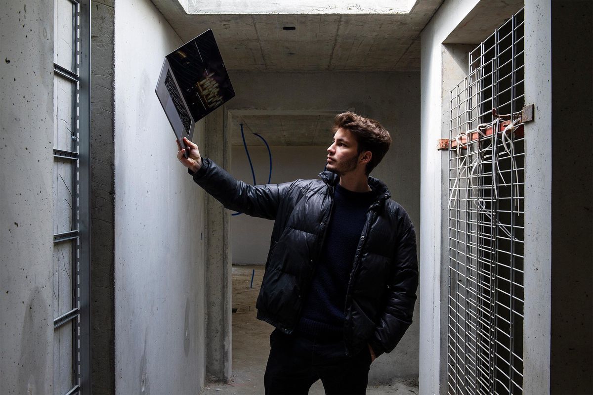 Le dernier clip d’Adrien Wagner pour Damso a été visionné des millions de fois sur YouTube.