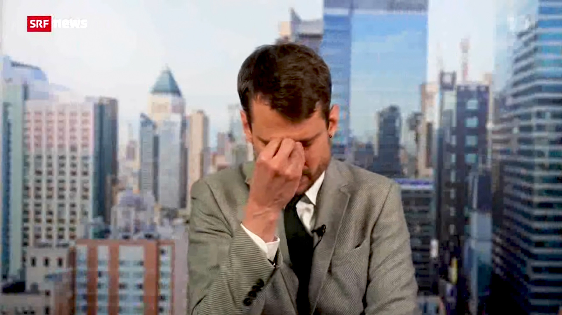 SRF-Korrespondent über Migräneattacke: «Als die Produzentin sagte: ‹Roger, wir sind live, was machst du da?›, begann es mir zu dämmern»