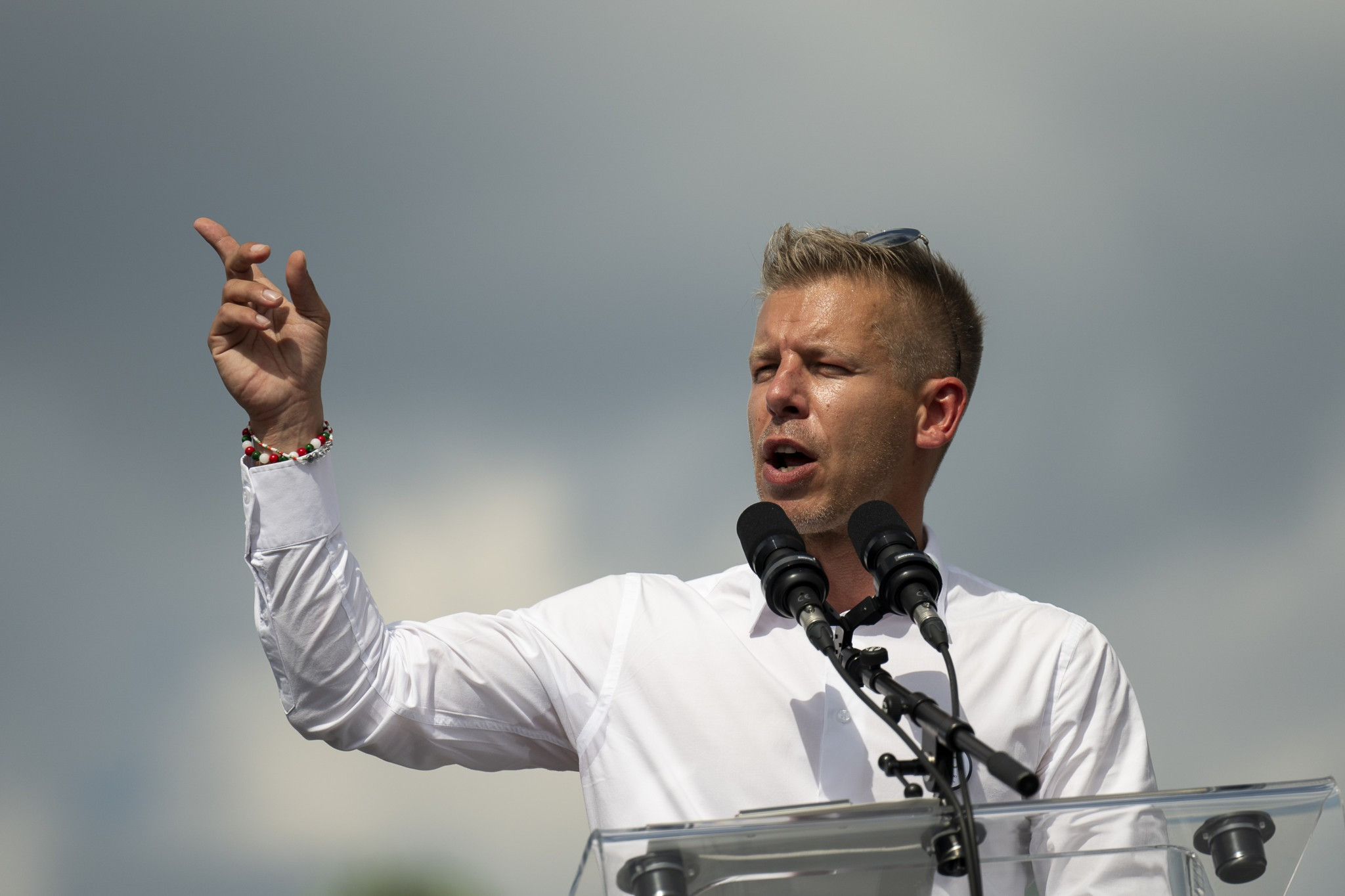 Opposition claims Orbán planned video