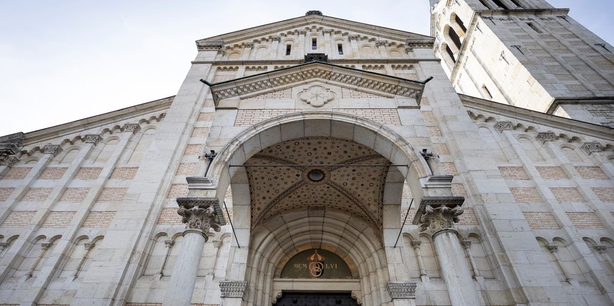 Church tax Bern: Parishes buy real estate