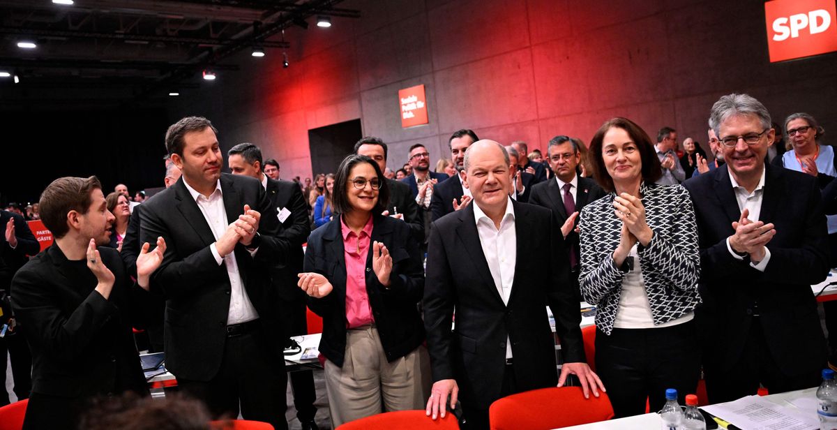 Parteitag der SPD Regierungs­partei stärkt Kanzler Scholz den Rücken