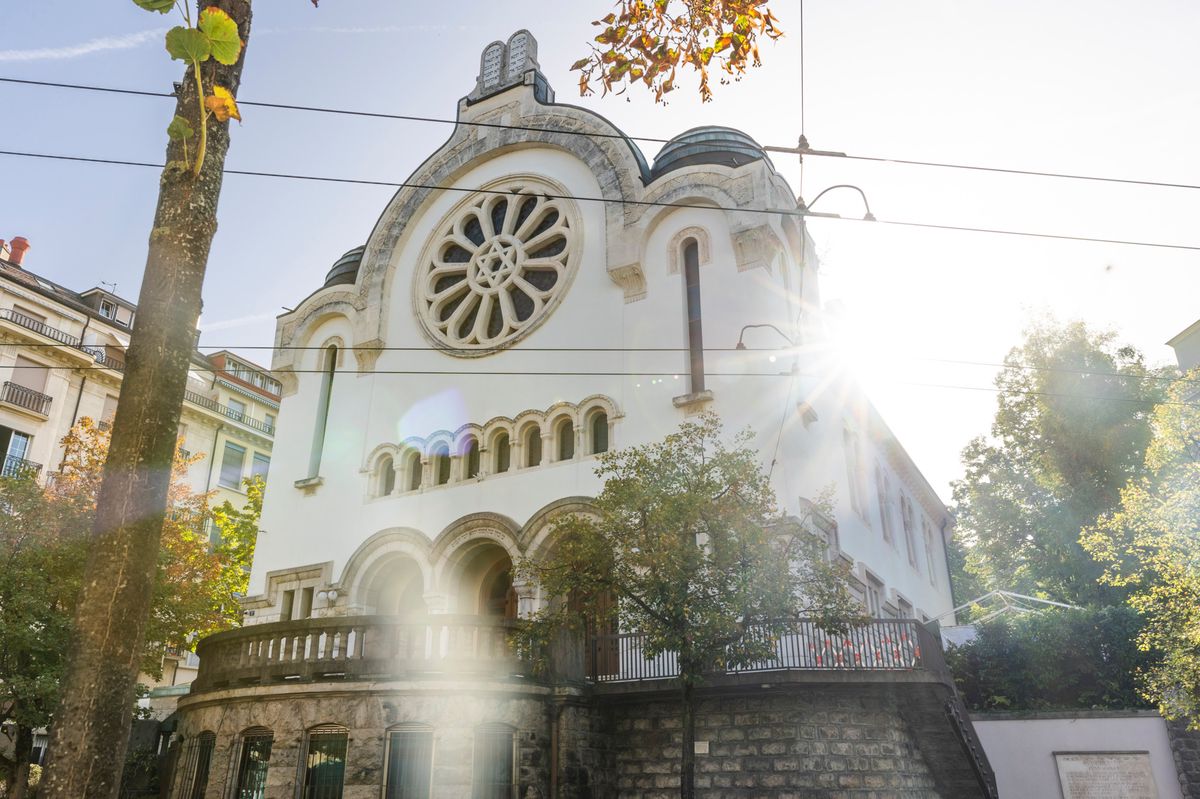 Genève et Vaud (ici la synagogue de Lausanne) sont les cantons que les membres de la communauté juive de France privilégient pour s’expatrier.