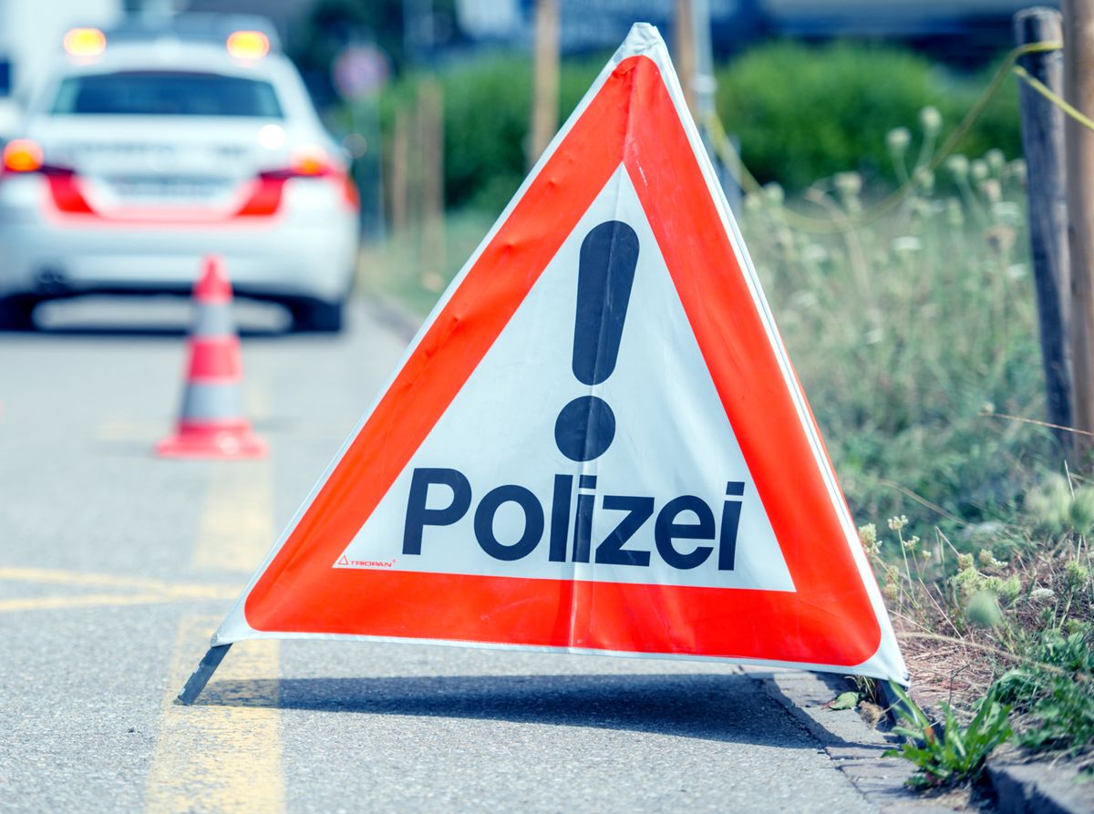 Mann bei Selbstunfall schwer verletzt