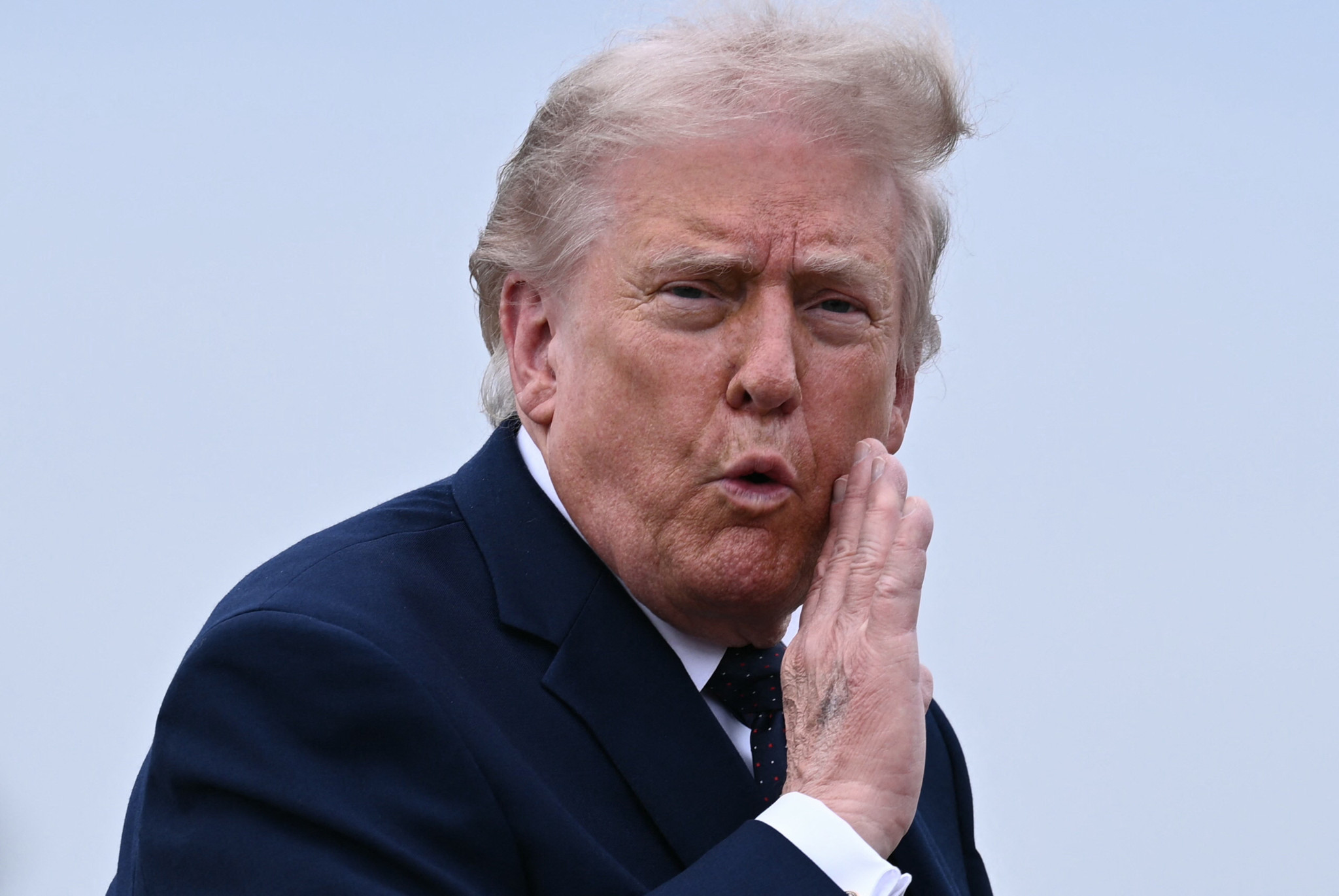 Offene Korruption: Trump und seine Freunde bereichern sich – jetzt wenden sich sogar die Republikaner gegen ihn
