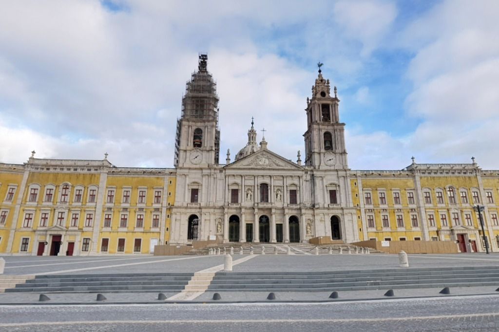 Le monumental palais de Mafra classé par l'Unesco