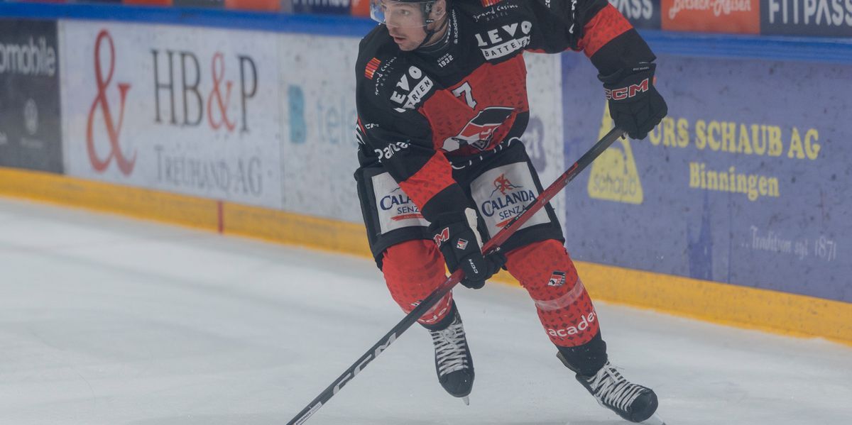 Aufw-rtstrend-gebremst-Der-EHC-Basel-verliert-eine-torreiche-Partie-in-Sierre