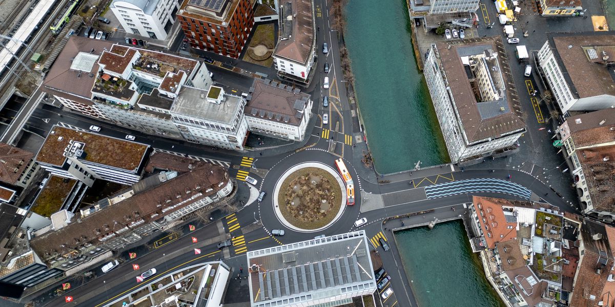 Thun: Autonomous bus on a city center ring road?