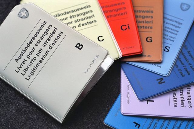 La moitié des ressortissants sont entrés en Suisse pour y exercer une activité lucrative.