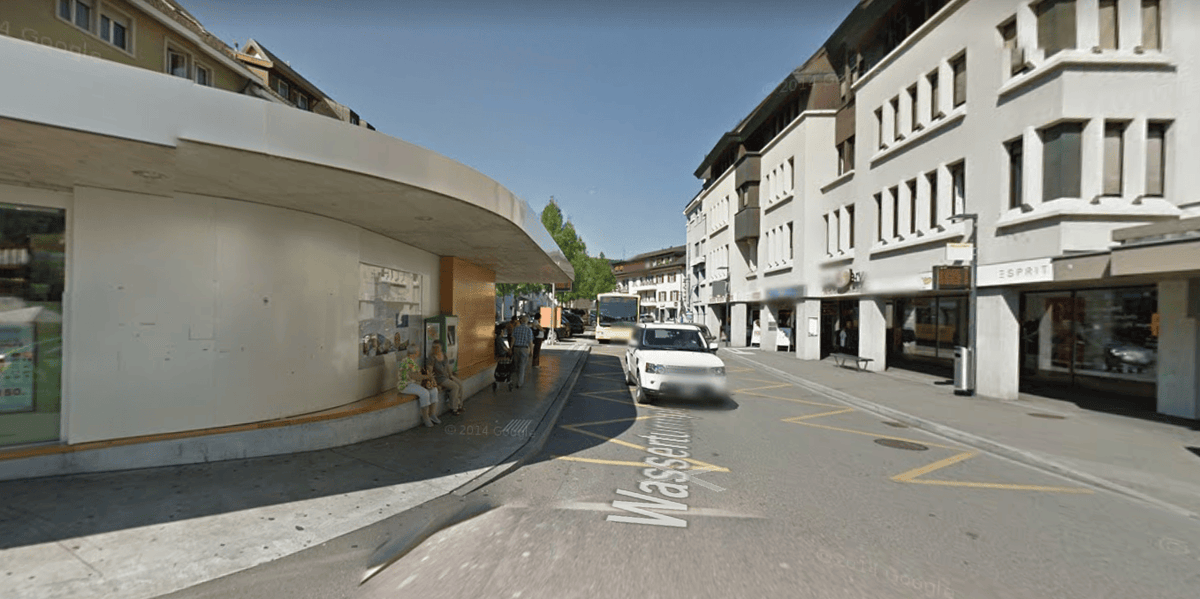 Wasserturmplatz-in-Liestal-Alkoholisierte-vertreiben-Kundschaft-Stadt-zieht-die-Reissleine