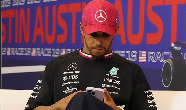 Hamilton wurde nachträglich wegen eines nicht regelkonformen Unterbodens am Mercedes beim Formel-1-Rennen disqualifiziert. 