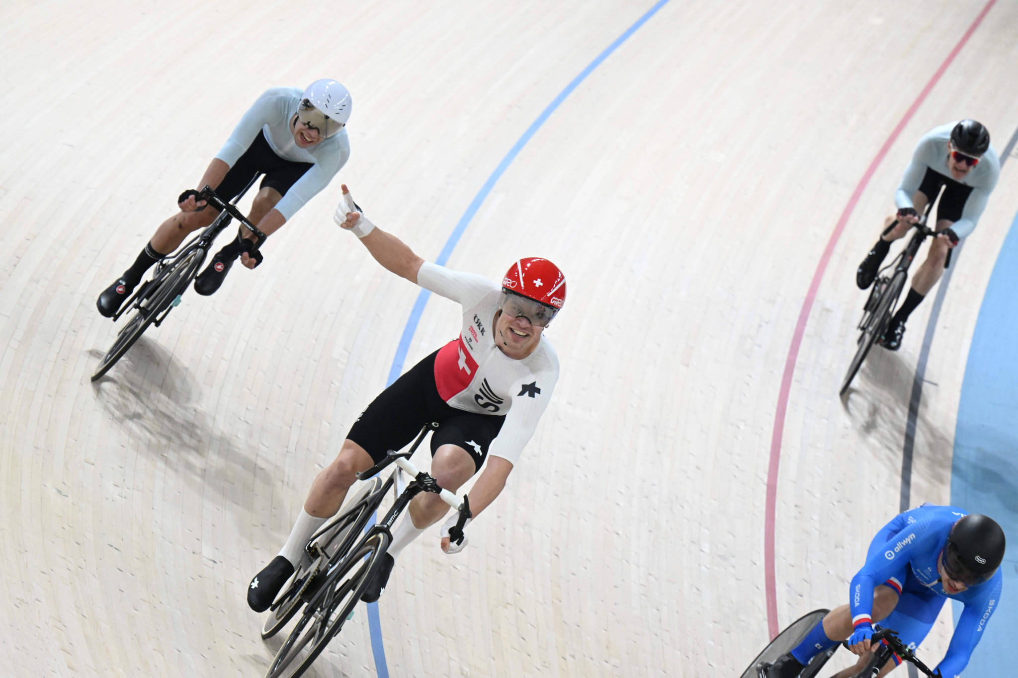 Alex Vogel: Thurgauer holt Gold im Scratch an Bahn-EM
