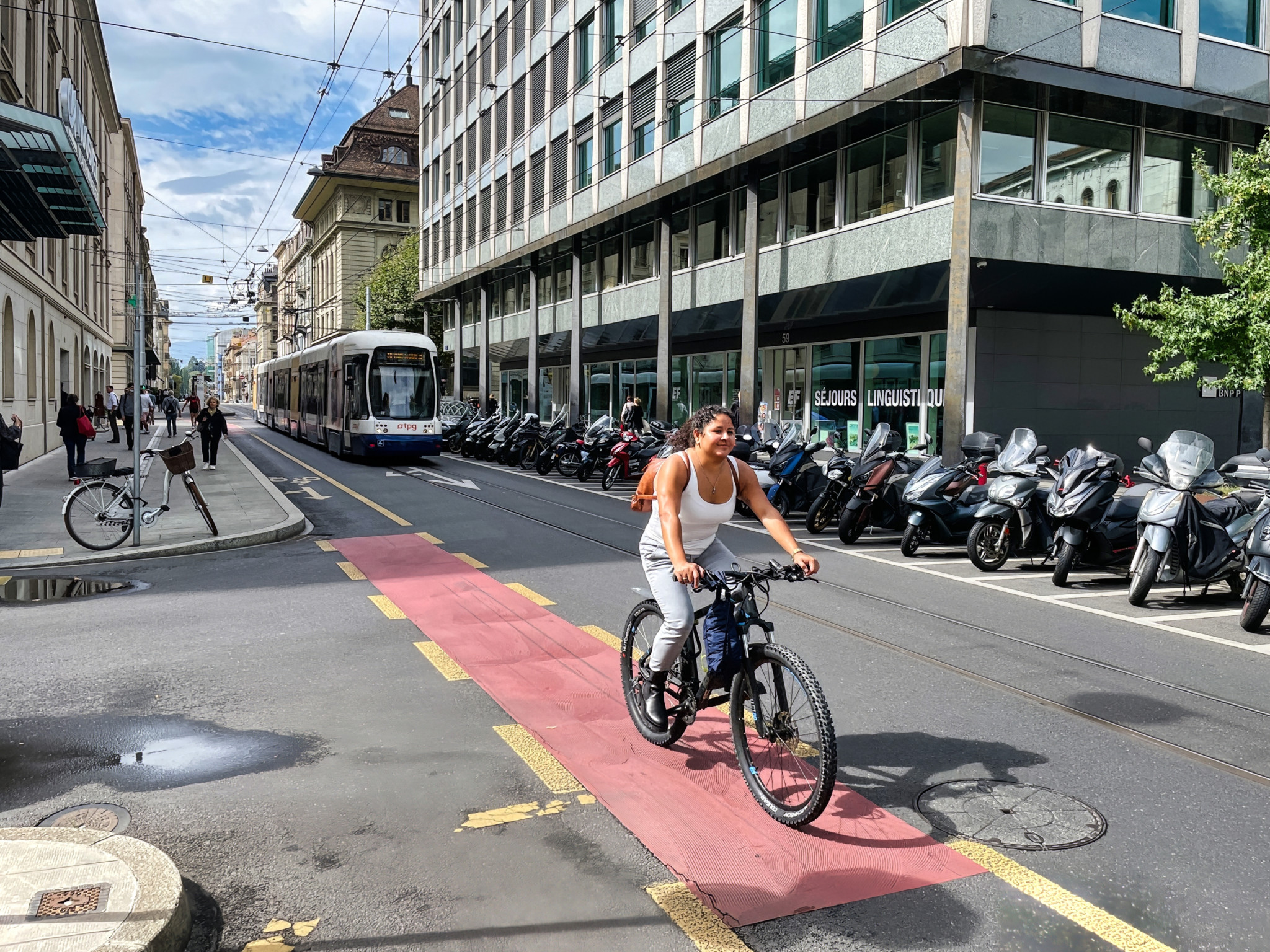 Circulation en ville: Voici les axes les plus dangereux pour les deux-roues en Suisse romande