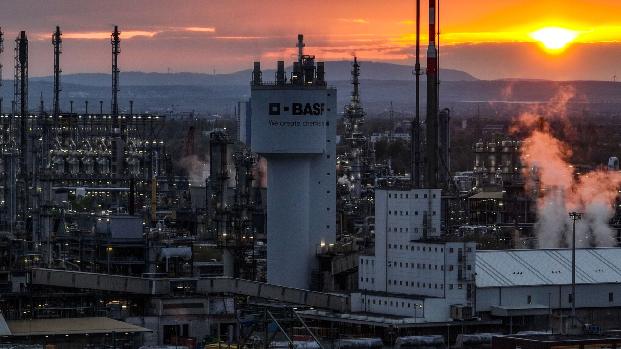 The BASF SE chemical plant in Ludwigshafen, Germany, on Tuesday, April 25, 2023. BASF SE reported mixed preliminary first-quarter results, with higher-than-expected operating profit and revenue that missed analyst expectations after rising energy costs reduced the company’s output. Photographer: Alex Kraus/Bloomberg
