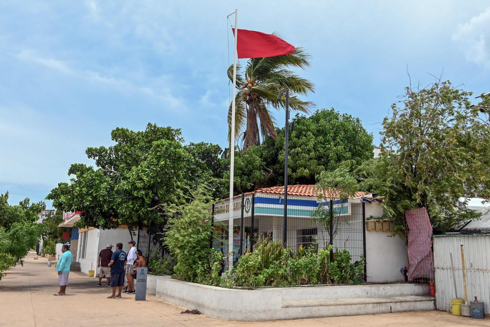 Pacific cyclone: Hurricane Polo races toward Mexico; ports and schools closed
