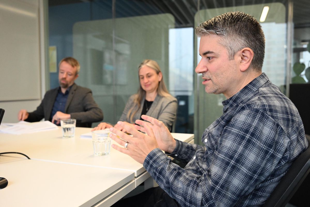 Streitgespraech zur Wohninitiative - Dani Romay. Foto: Madeleine Schoder