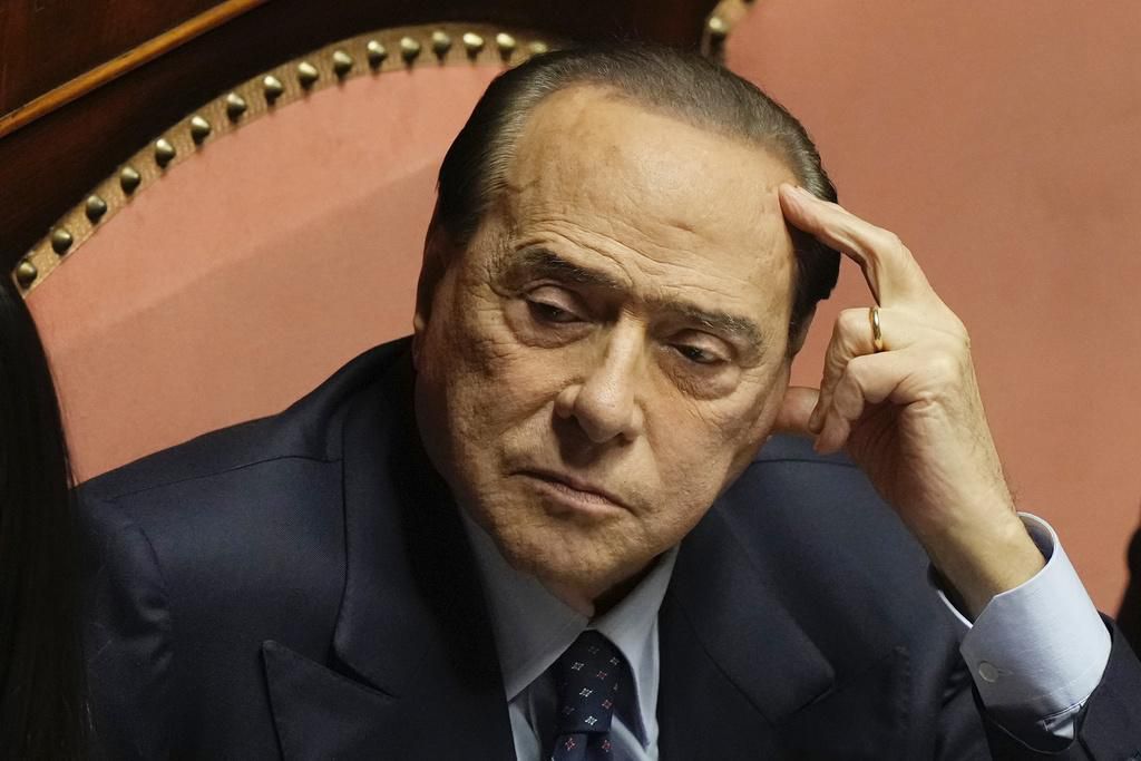 Silvio Berlusconi est soigné au prestigieux hôpital San Raffaele de Milan. 