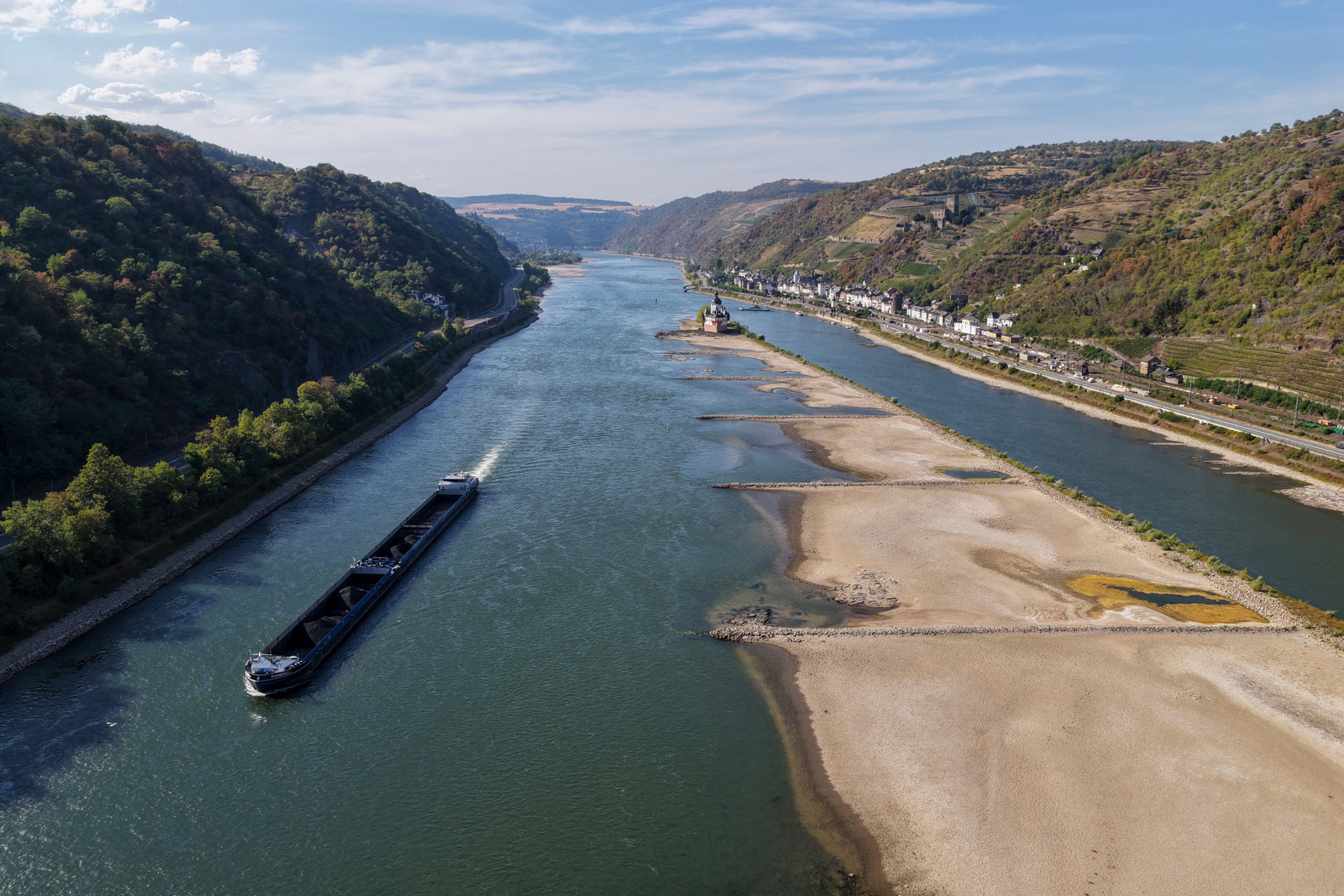 Crise redoutée: La sécheresse du Rhin menace l’approvisionnement de la Suisse