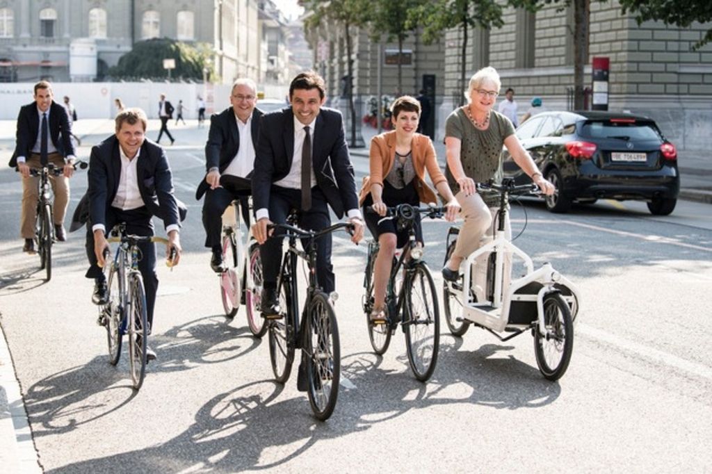 Une vaste coalition roule en faveur du vélo