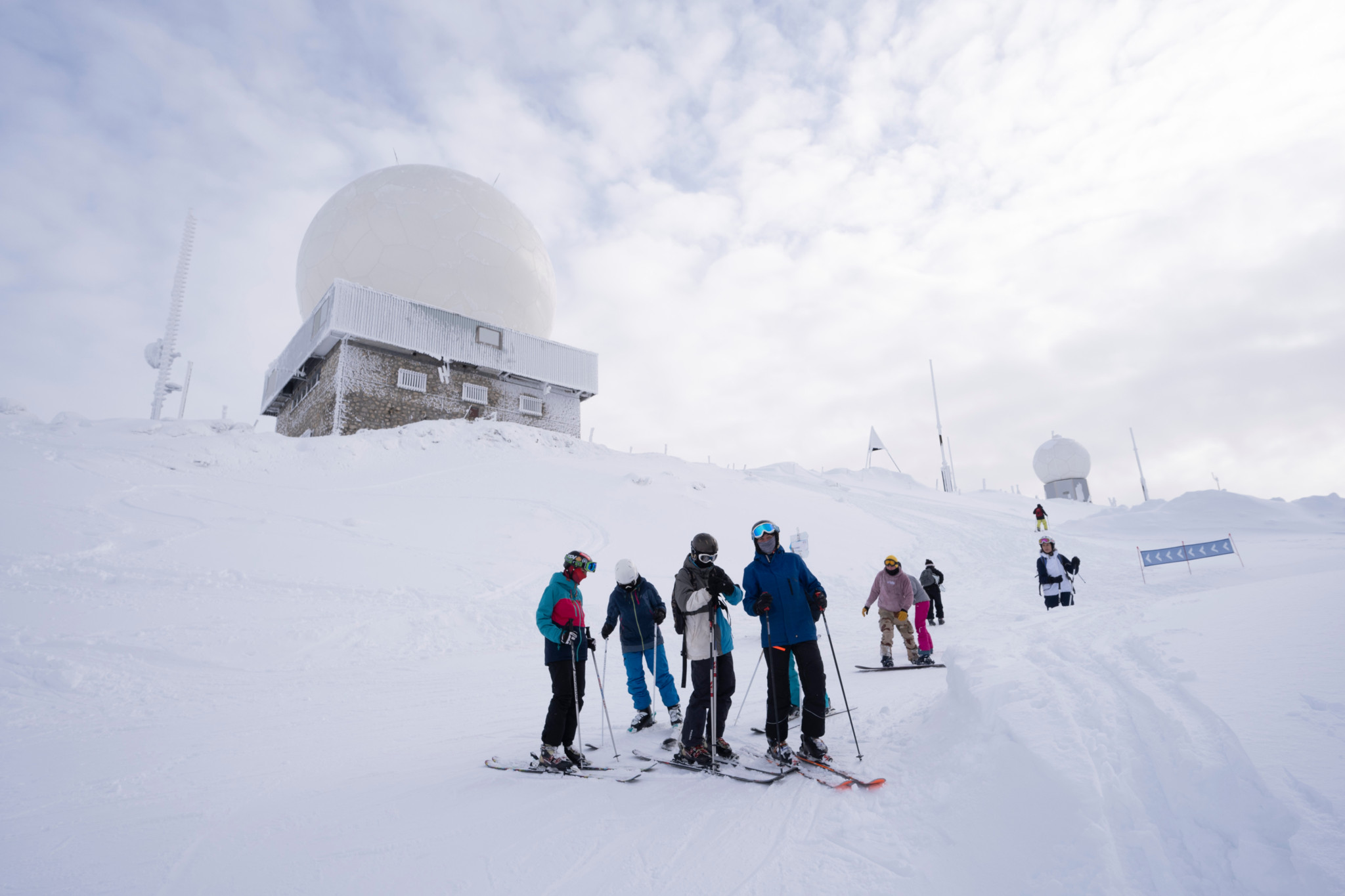 Négociations franco-suisses: La Dôle ouvrira cet hiver, mais avec deux téléskis fermés