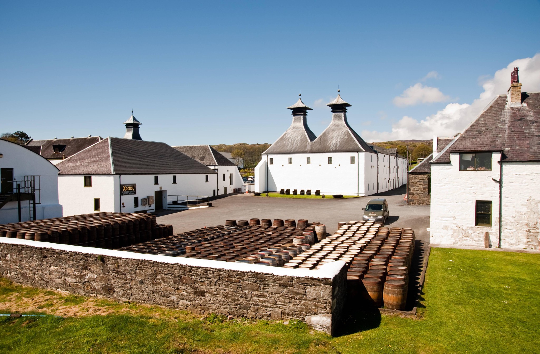 Isle of Islay (Schottland) Whiskyfass bringt über 18 Millionen Euro