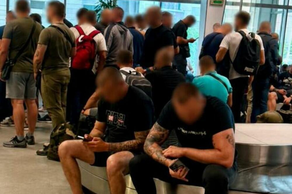 Einreiseverbot in Montenegro: Skandal vor EU-Gipfel: Serbiens Präsident wollte fast 90 mutmassliche Mafiosi mitbringen